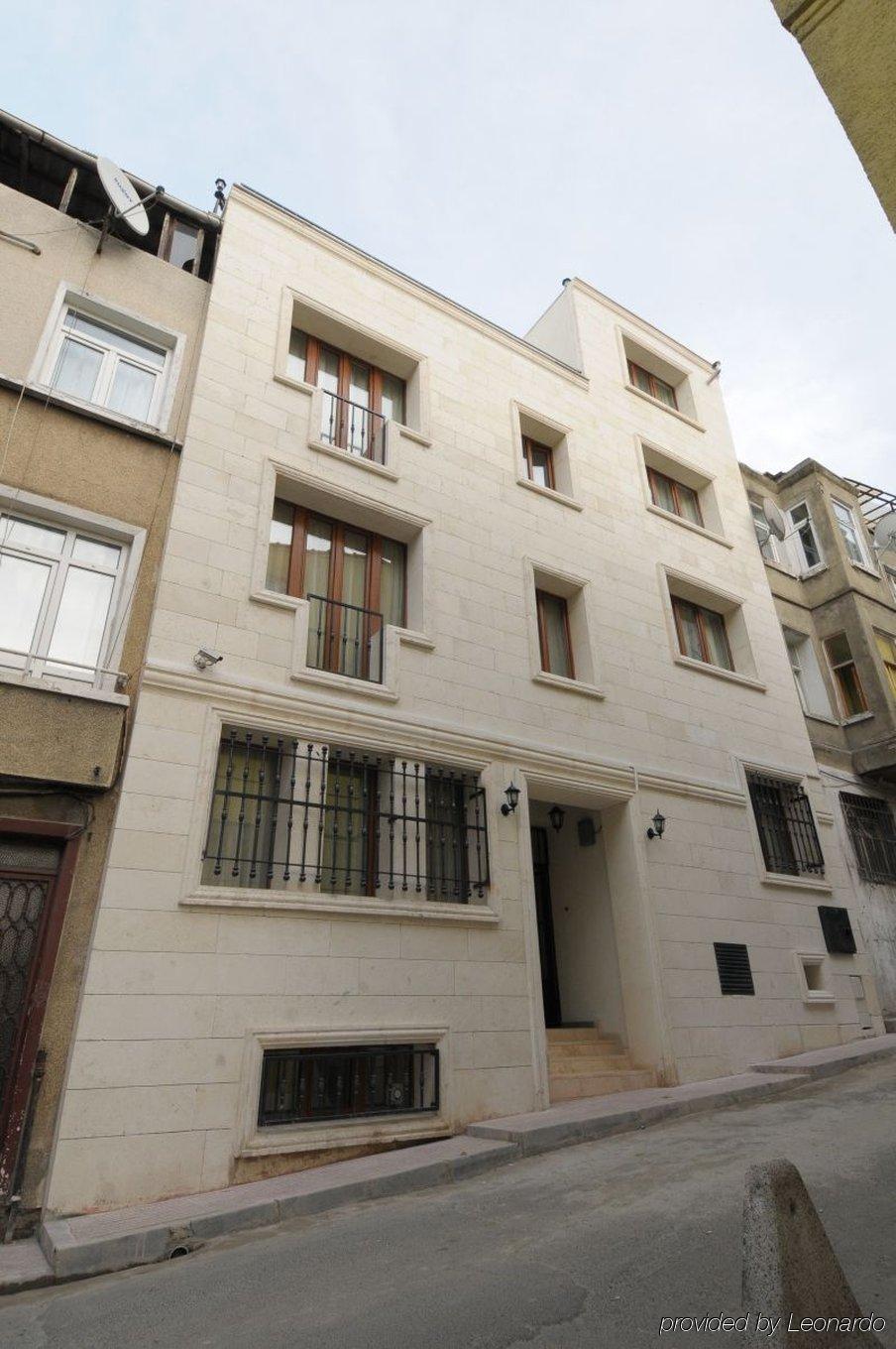 Three Apples Taksim Residence Istanbul Exterior photo