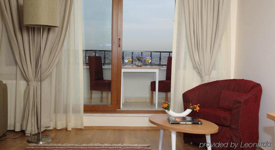 Three Apples Taksim Residence Istanbul Exterior photo