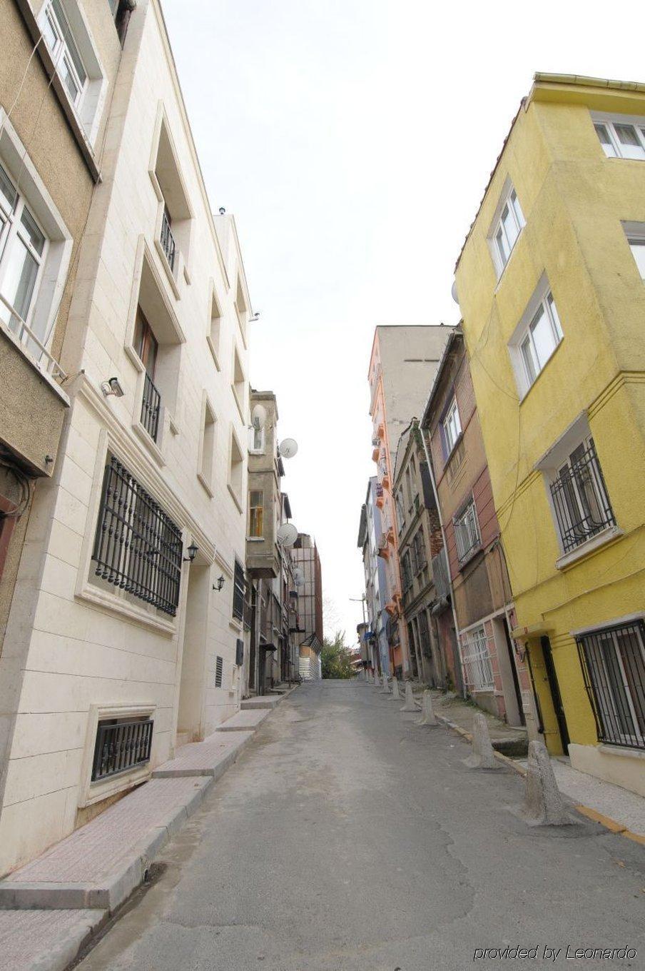 Three Apples Taksim Residence Istanbul Exterior photo