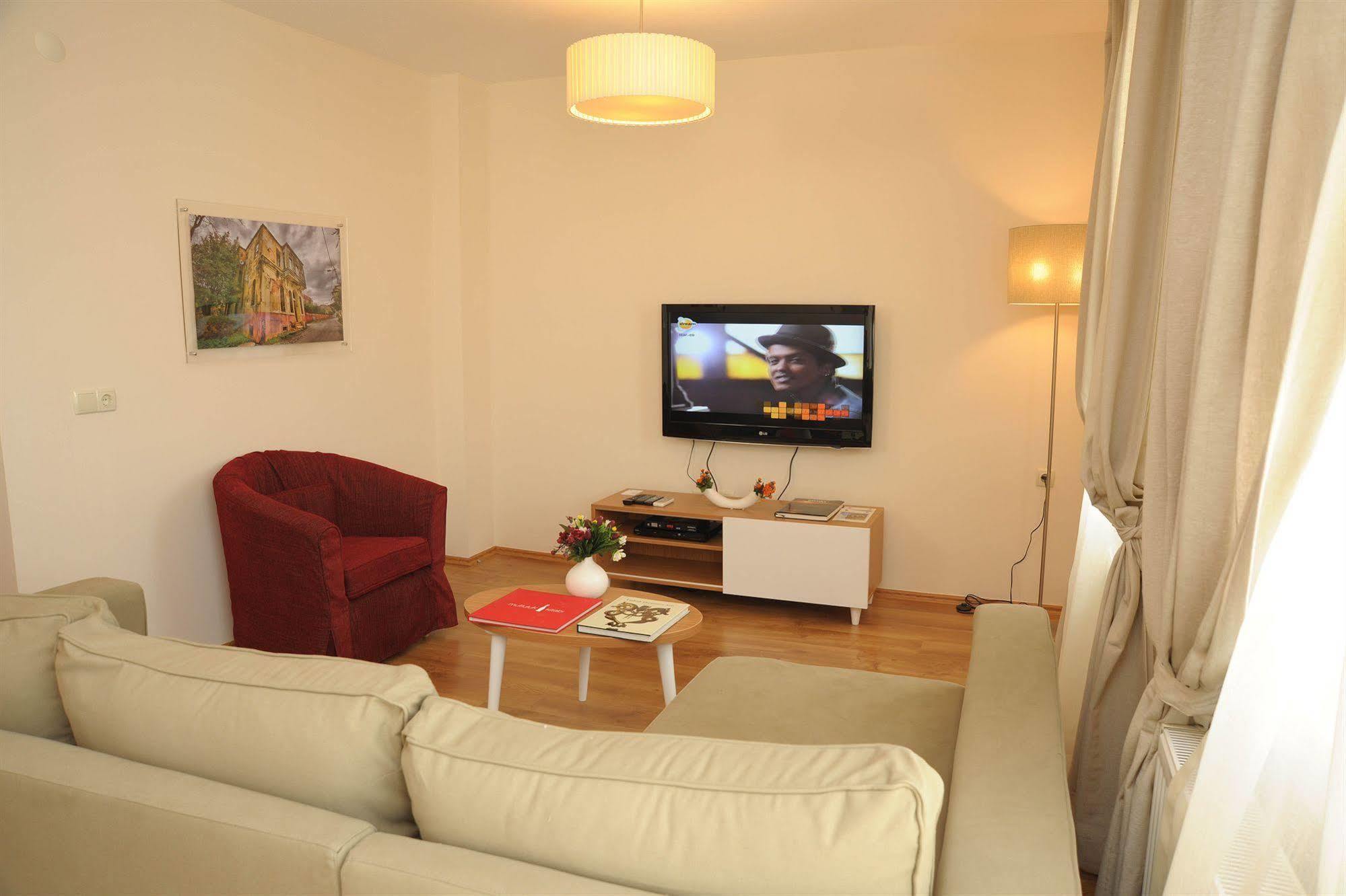 Three Apples Taksim Residence Istanbul Exterior photo