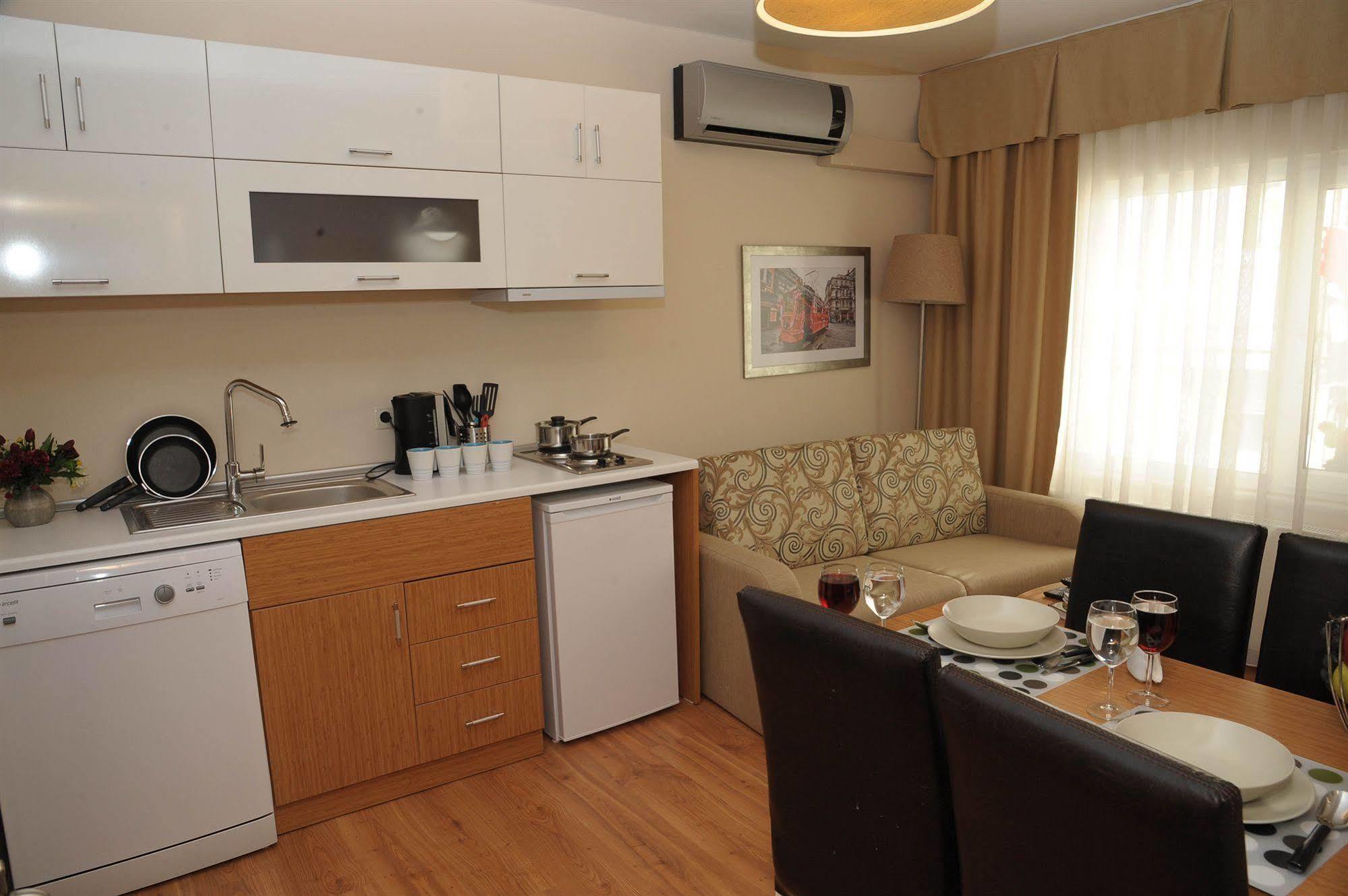 Three Apples Taksim Residence Istanbul Exterior photo