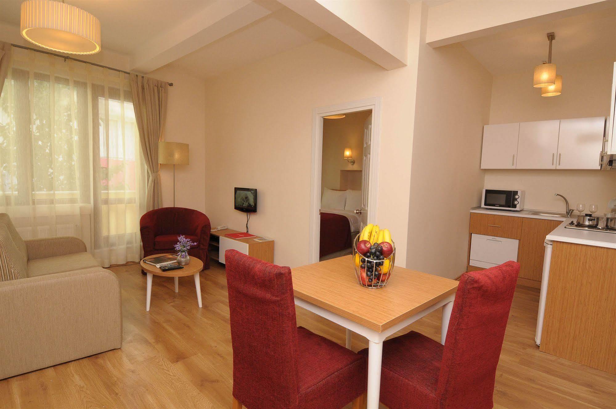 Three Apples Taksim Residence Istanbul Room photo