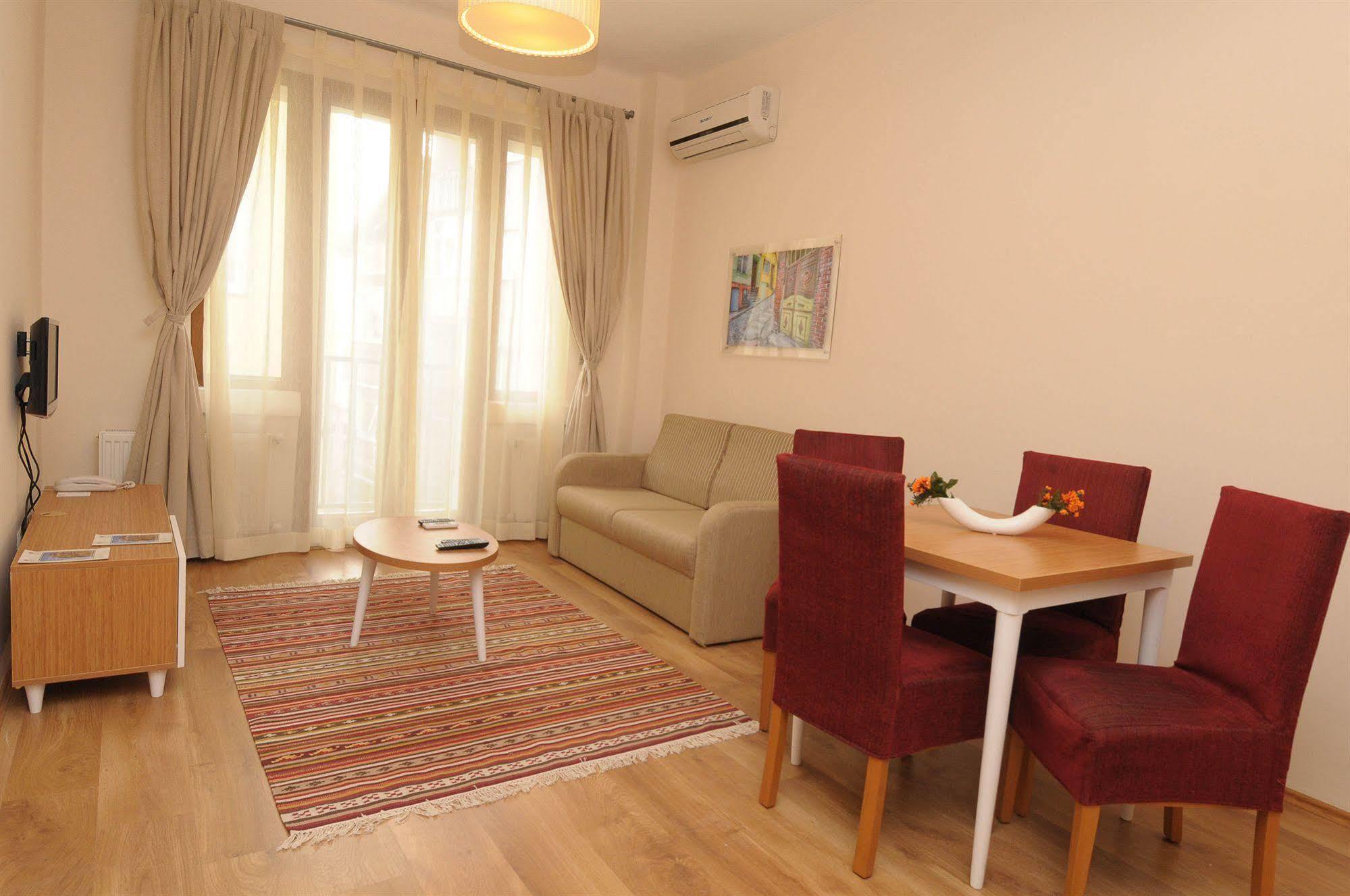 Three Apples Taksim Residence Istanbul Exterior photo